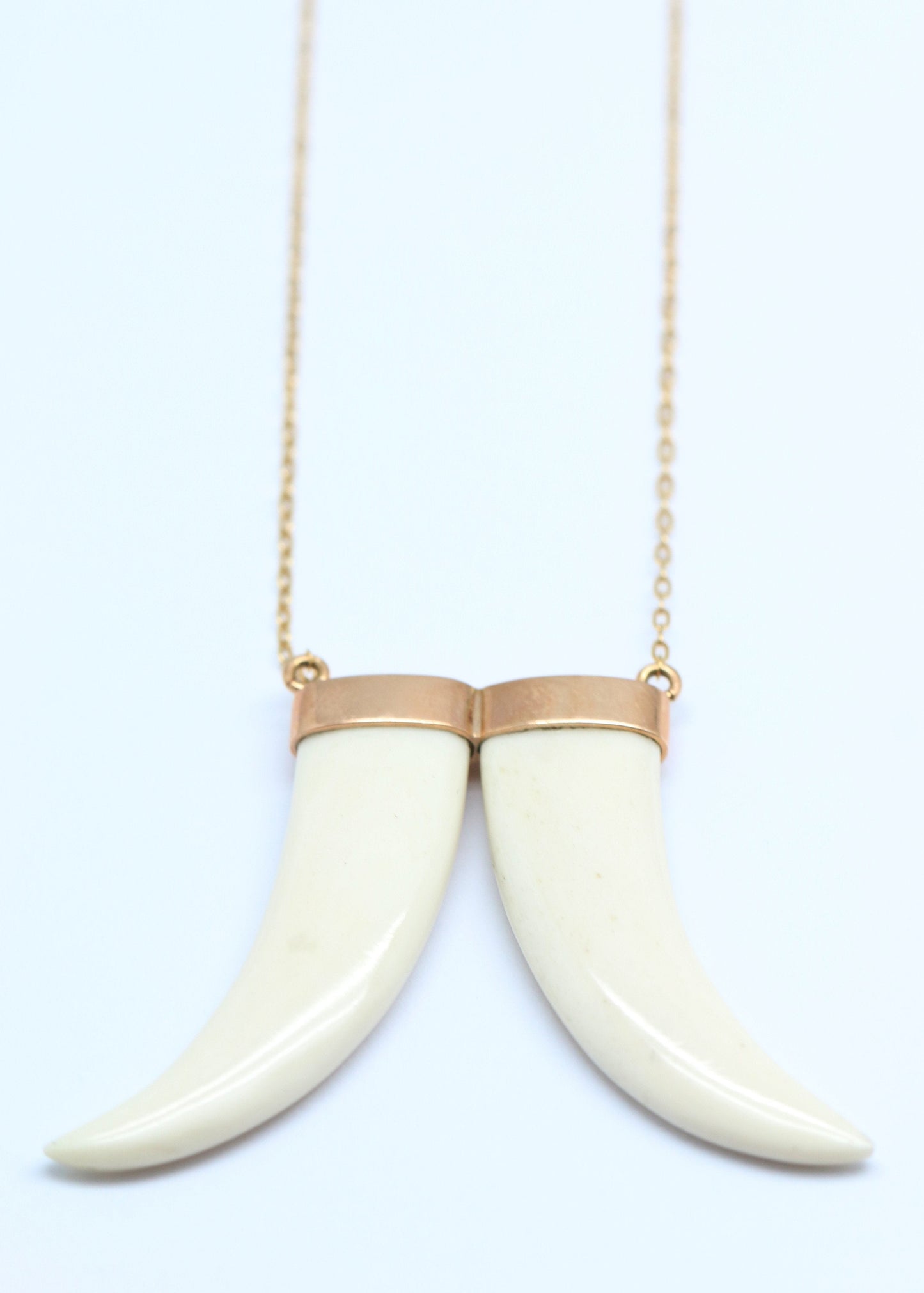 COLLAR HUESO