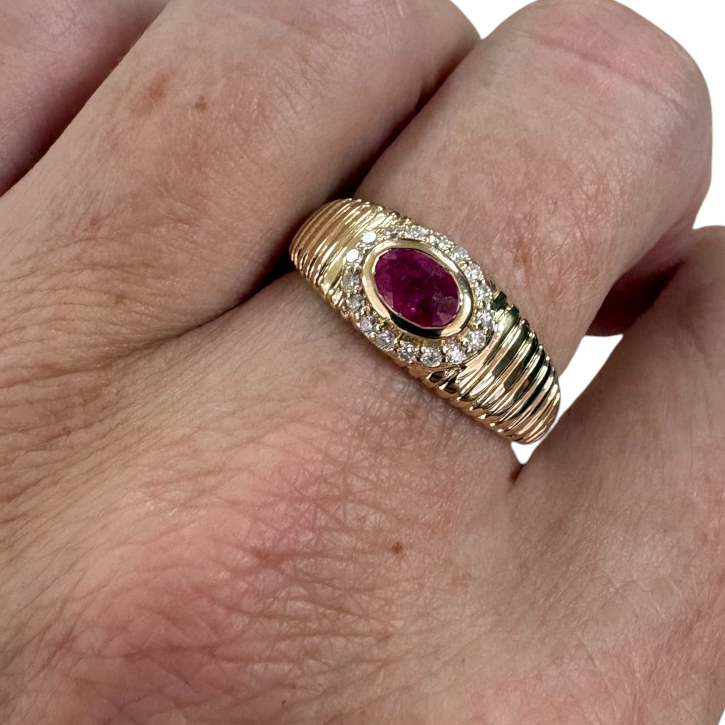 ANILLO ESTRIADO RUBI