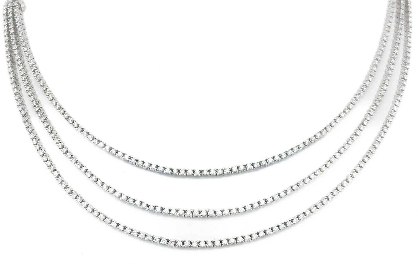 COLLAR DIAMANTES TRES HILOS