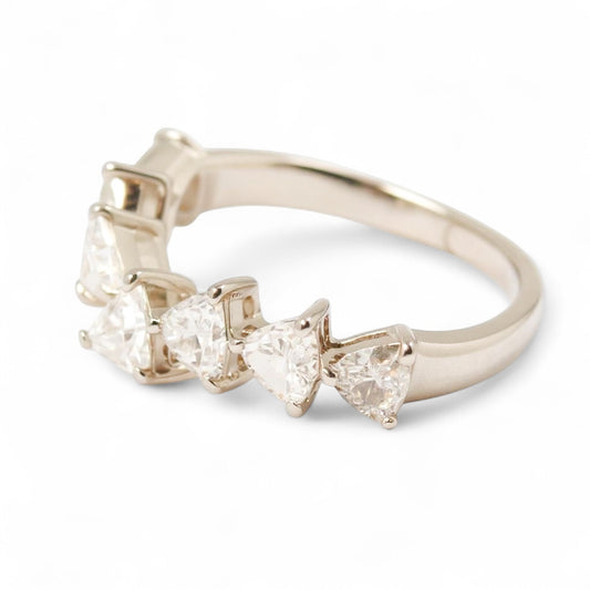 ANILLO TRIANGULO DIAMANTES