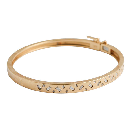 BANGLE PUNTOS Y RAYAS ORO AMARILLO