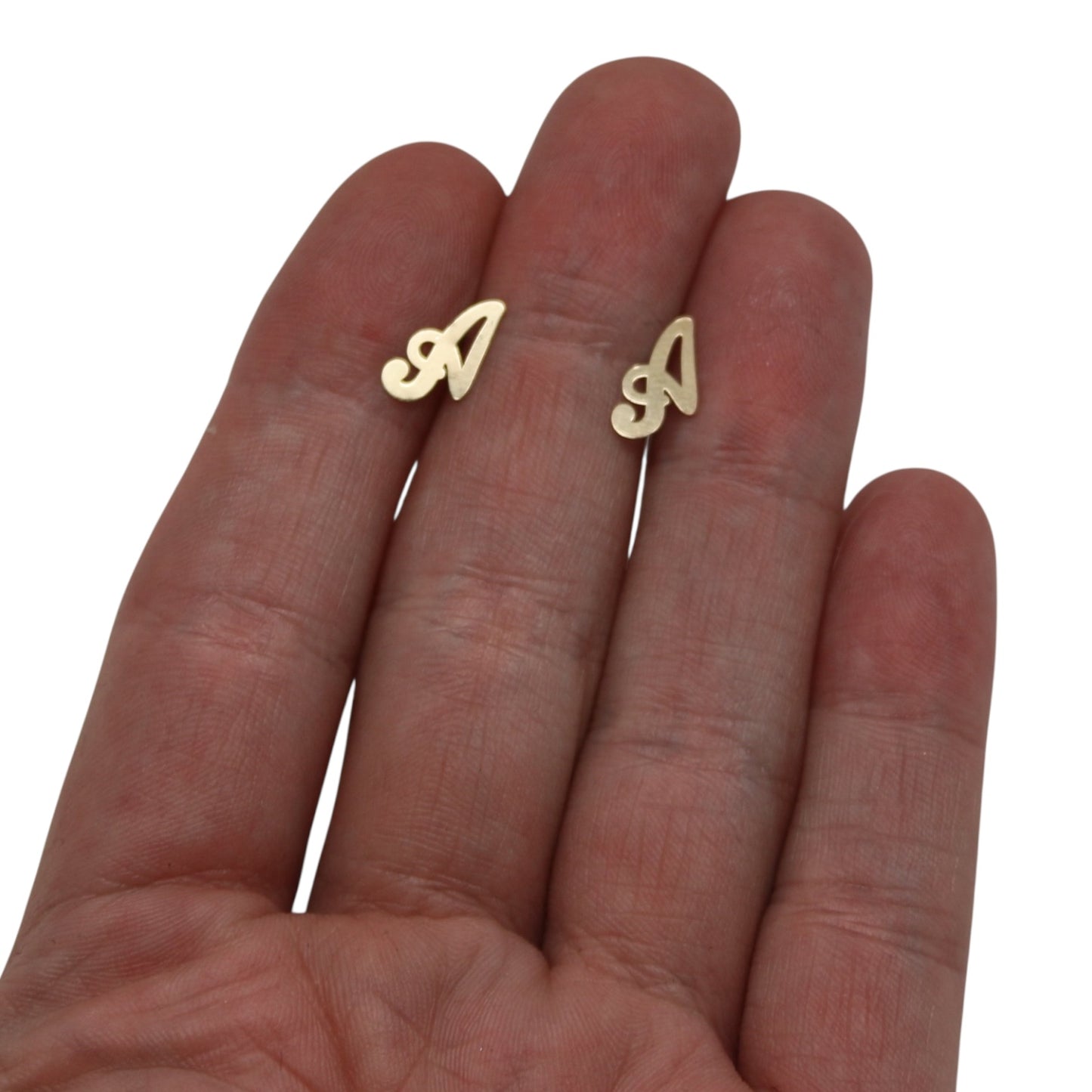 ARETES NIÑAS INICIAL A ORO