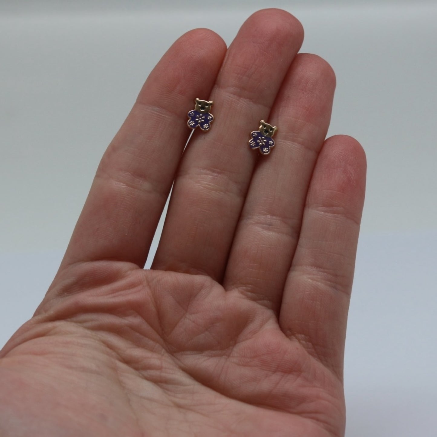 ARETES NIÑAS ESMALTE OSO
