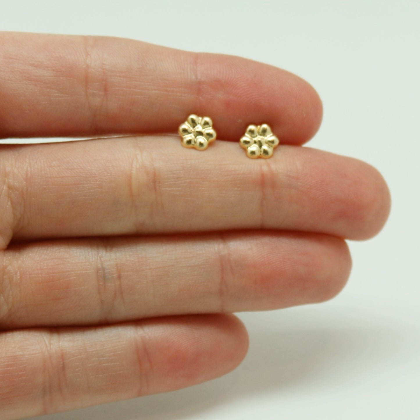 ARETES NIÑAS FLOR ORO