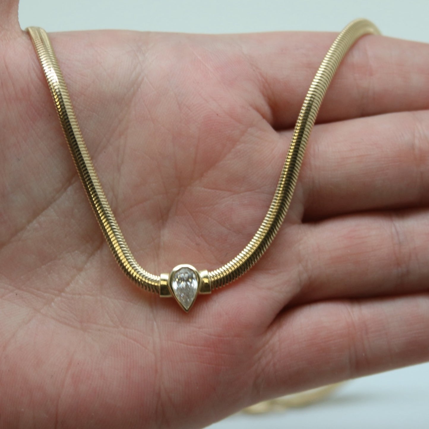 COLLAR SOLITARIO DIAMANTE