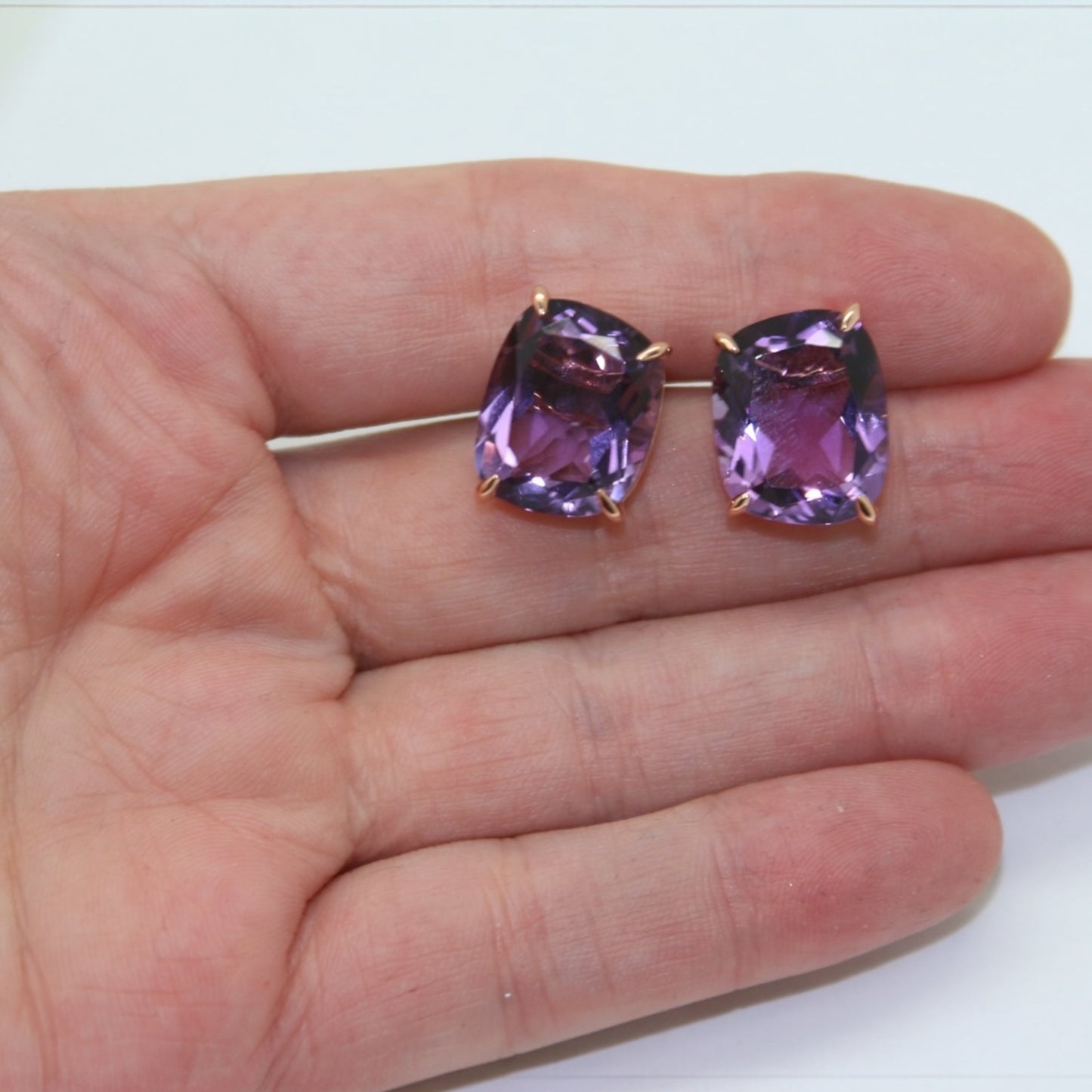 ARETES AMATISTA
