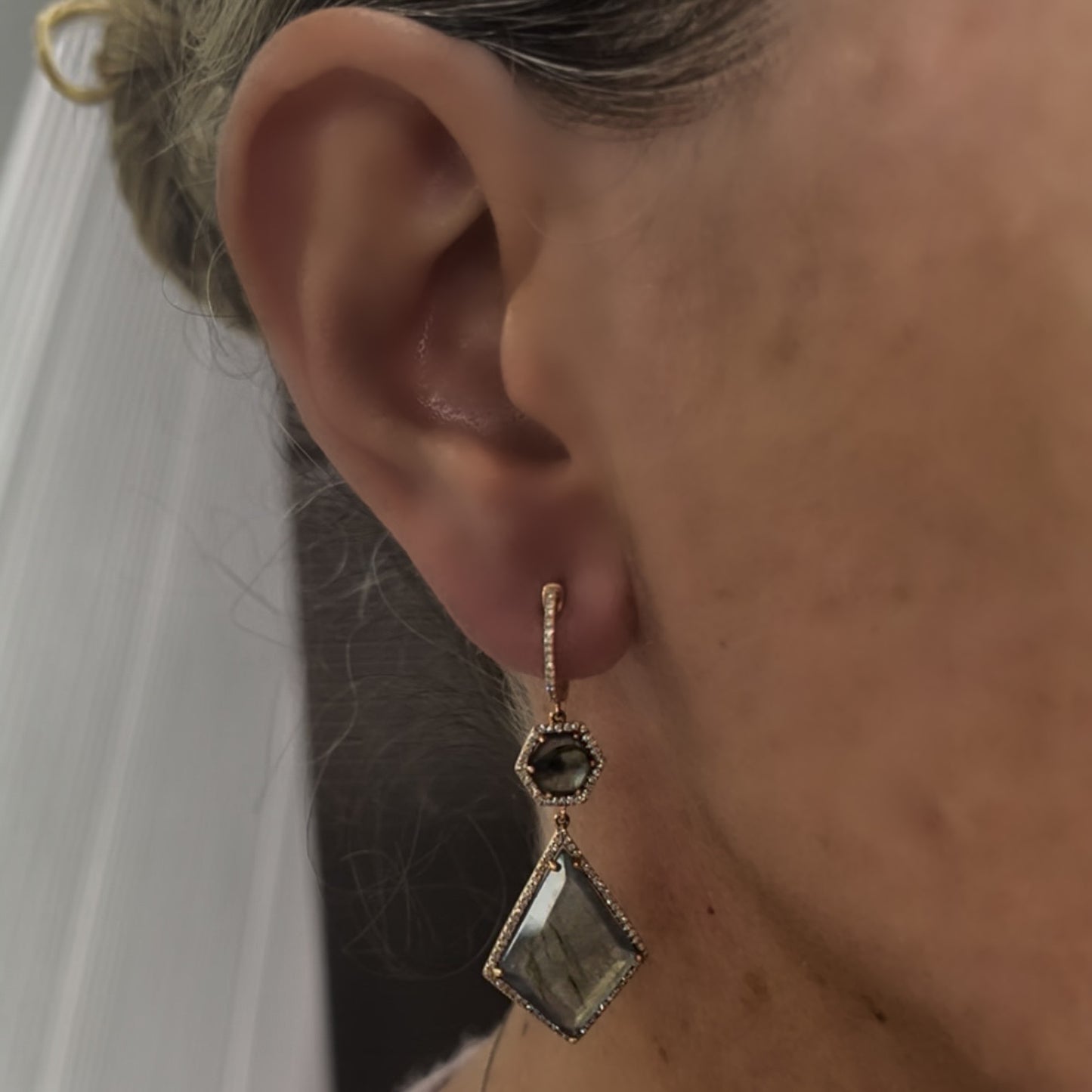 ARETES LARGOS LABRADORITA