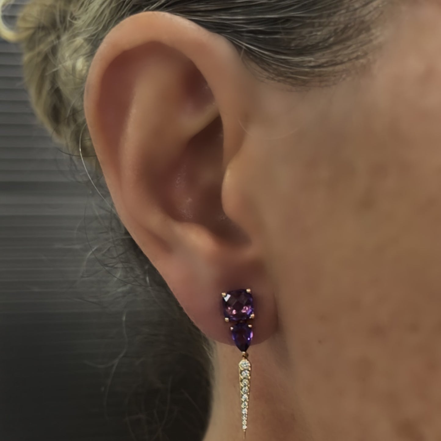 ARETES LARGOS AMATISTA
