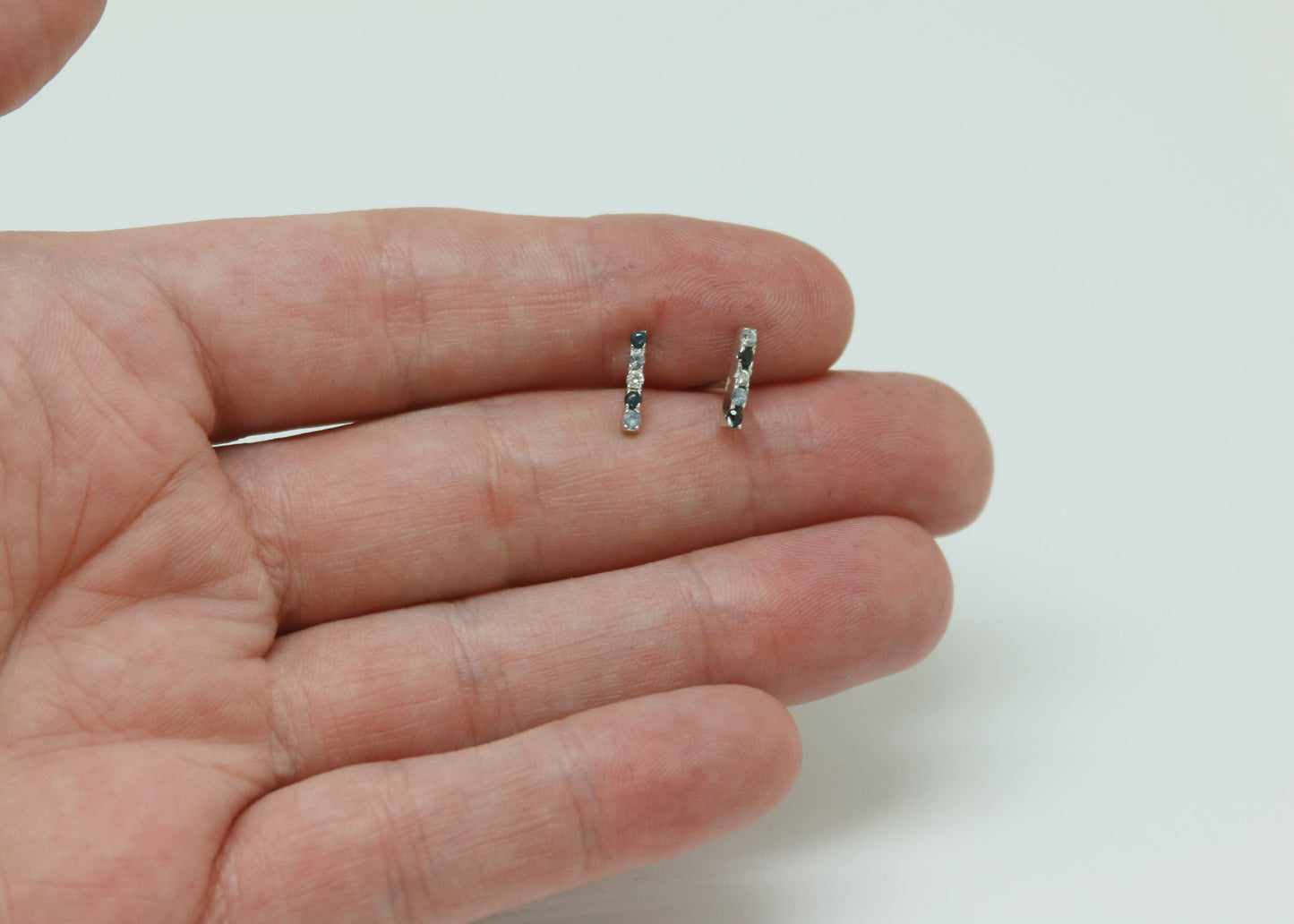 ARETES BARRA ZAFIRO DIAMANTE AGUAMARINA