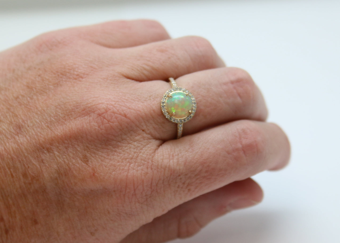 ANILLO OPALO Y DIAMANTES