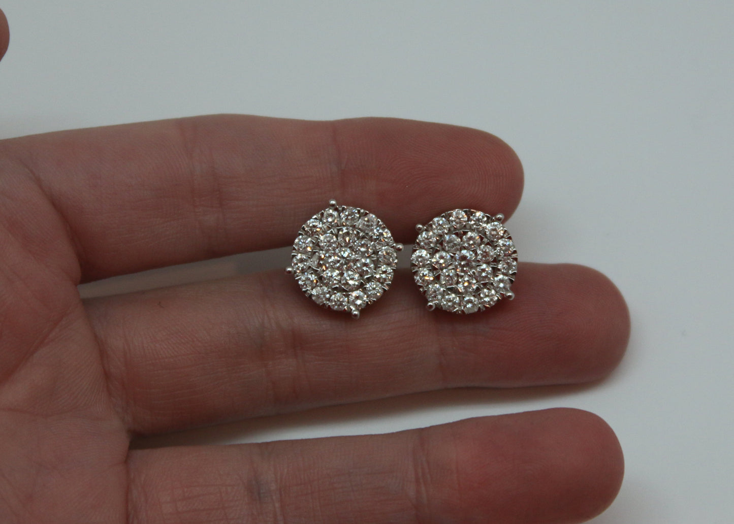ARETES CIRCULO DIAMANTE