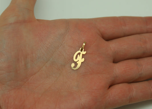 DIJE INICIALES ORO "F" Cursiva