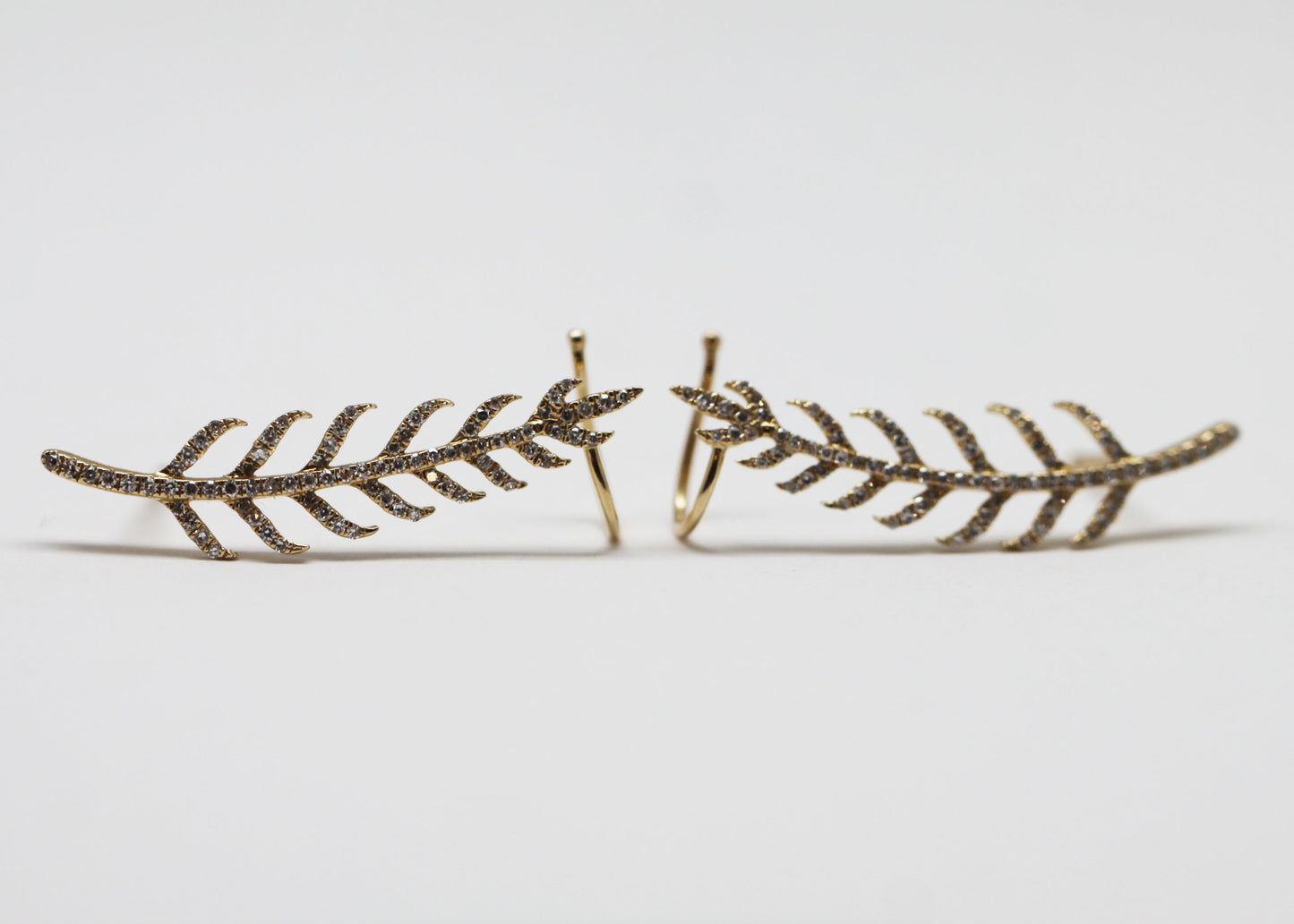ARETES MODERNOS HOJA DIAMANTES