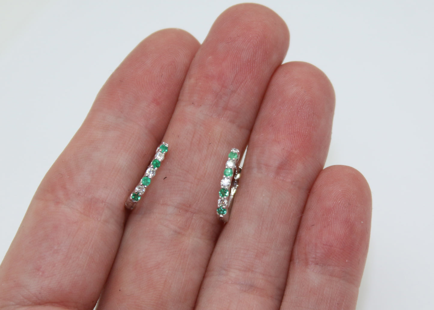 ARRACADAS ESMERALDA Y DIAMANTE