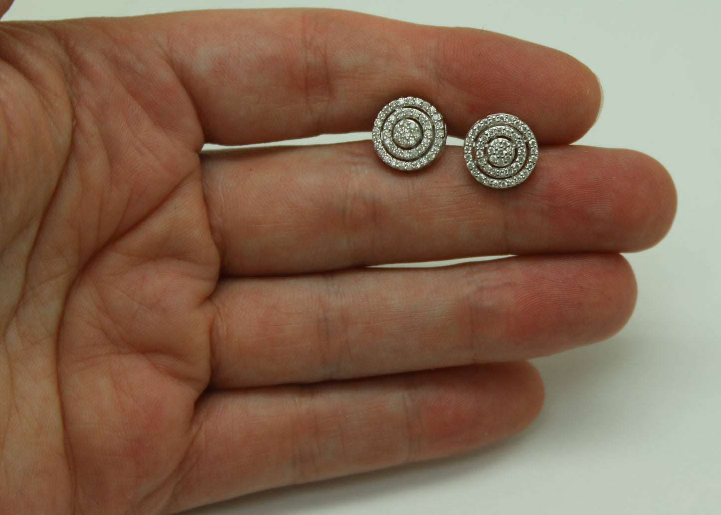 ARETES REDONDOS DIAMANTES