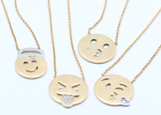 COLLAR EMOJI