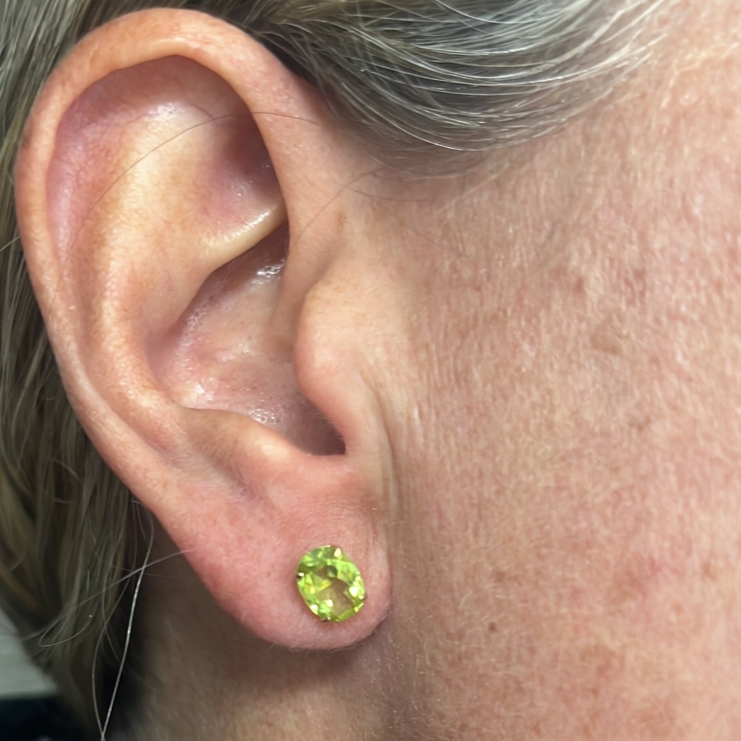 ARETES PERIDOTO