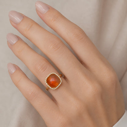 ANILLO CUADRADO CORALINA