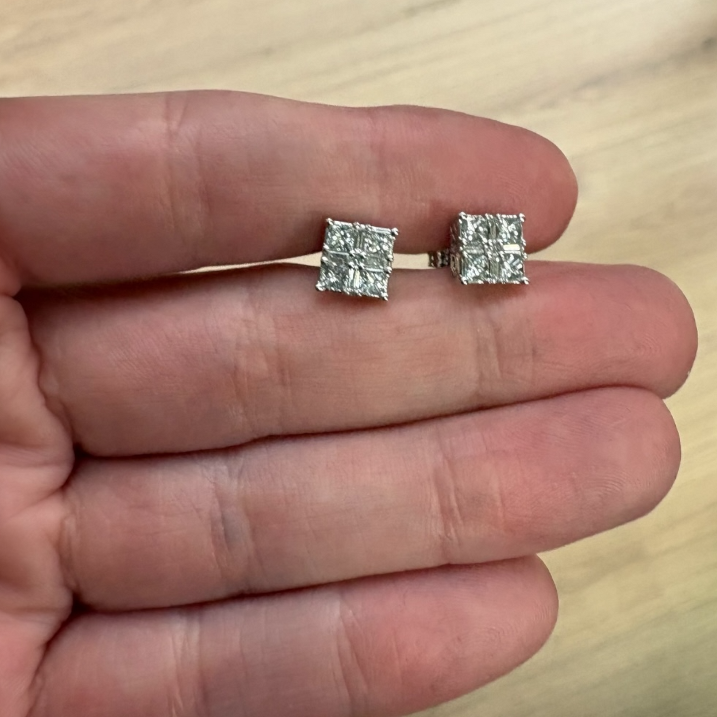 ARETES CUADRADOS DIAMANTES