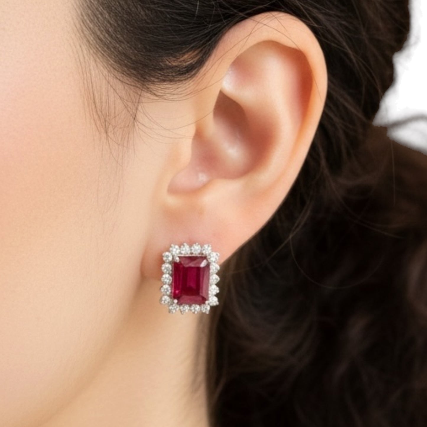 ARETES RUBI HALO