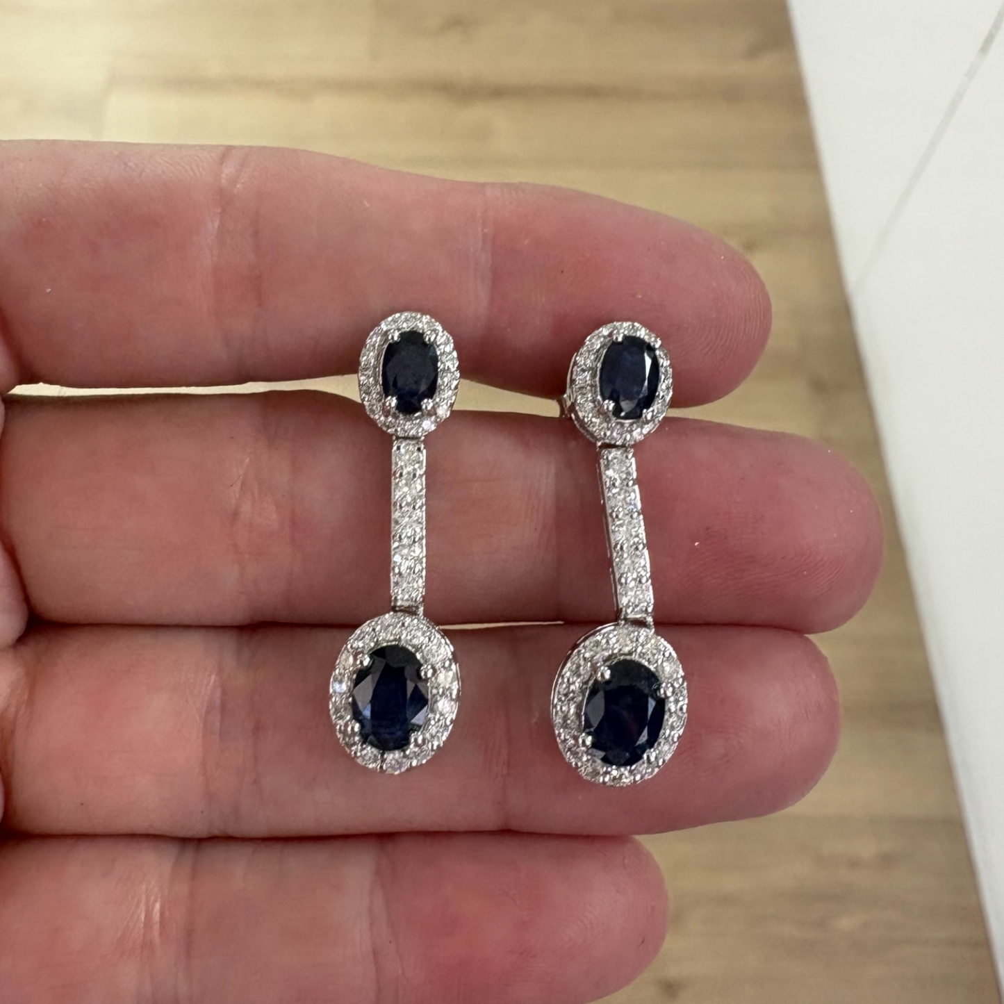 ARETES LARGOS DOBLES ZAFIRO