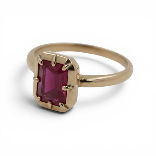 ANILLO RECTANGULAR RUBI