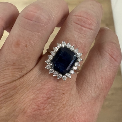 ANILLO RECTANGULAR ZAFIRO