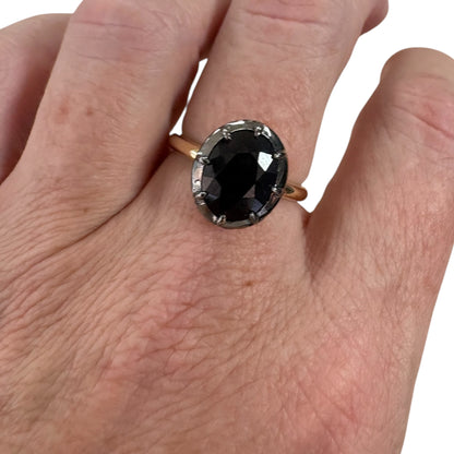 ANILLO ZAFIRO OVAL NEGRO