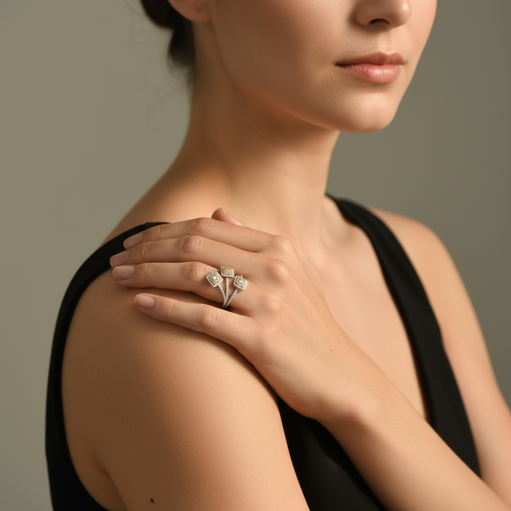 ANILLO TRIPLE DIAMANTES AMARILLOS