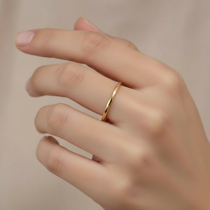 ANILLO DELGADO ORO