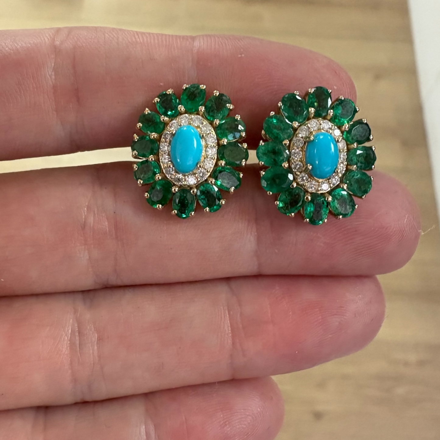 ARETES FLOR TURQUESA Y ESMERALDA