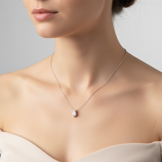 COLLAR SOLITARIO GOTA BAGUETTES