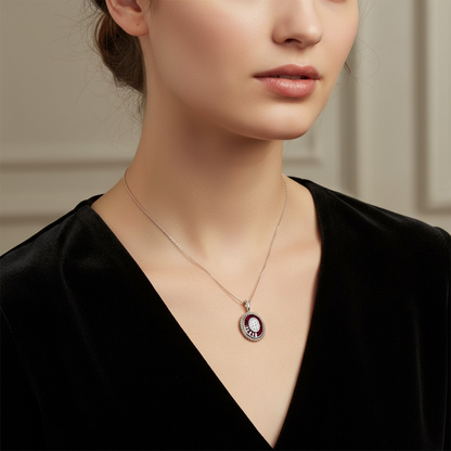 COLLAR OVAL RUBI Y DIAMANTES