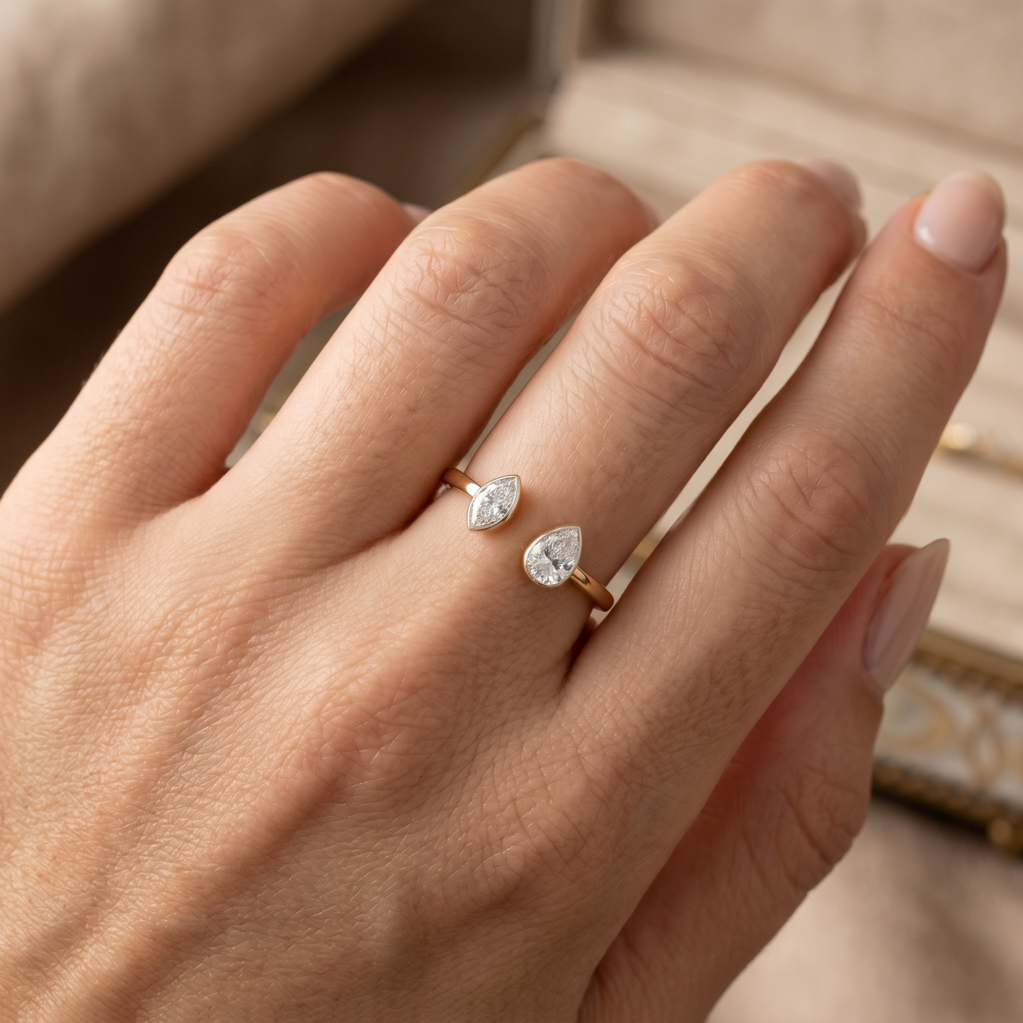 ANILLO ABIERTO DIAMANTES MARQUIS
