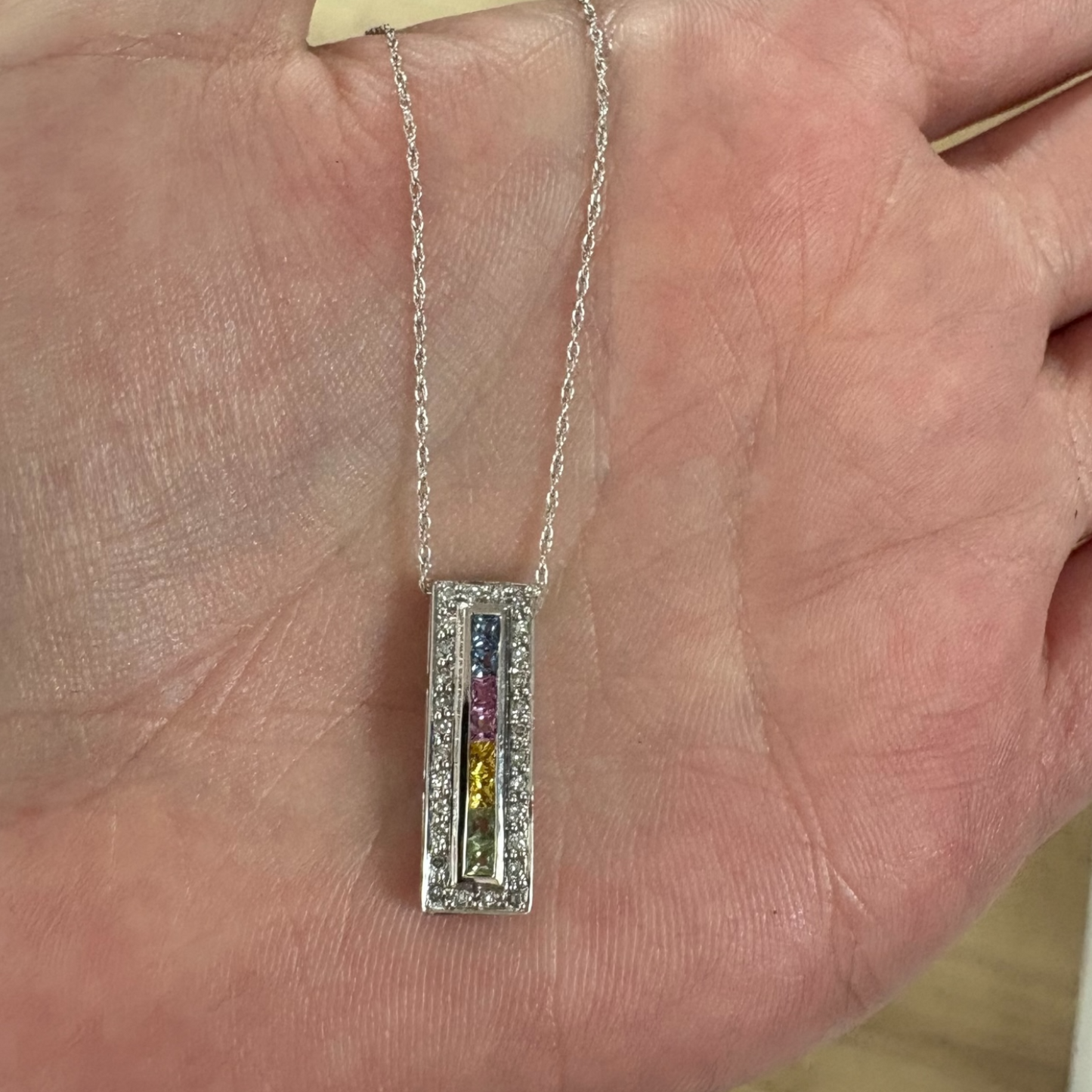 COLLAR BARRA RAINBOW