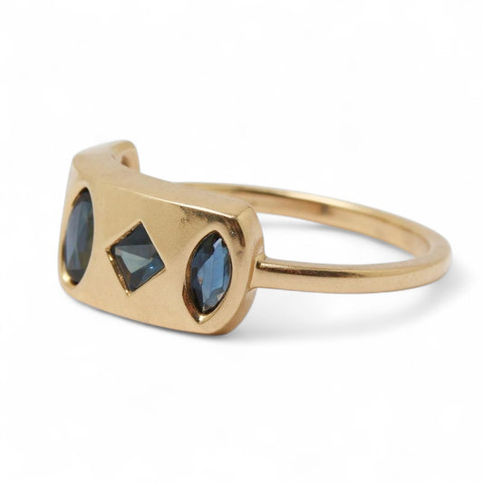 ANILLO MODERNO ZAFIRO
