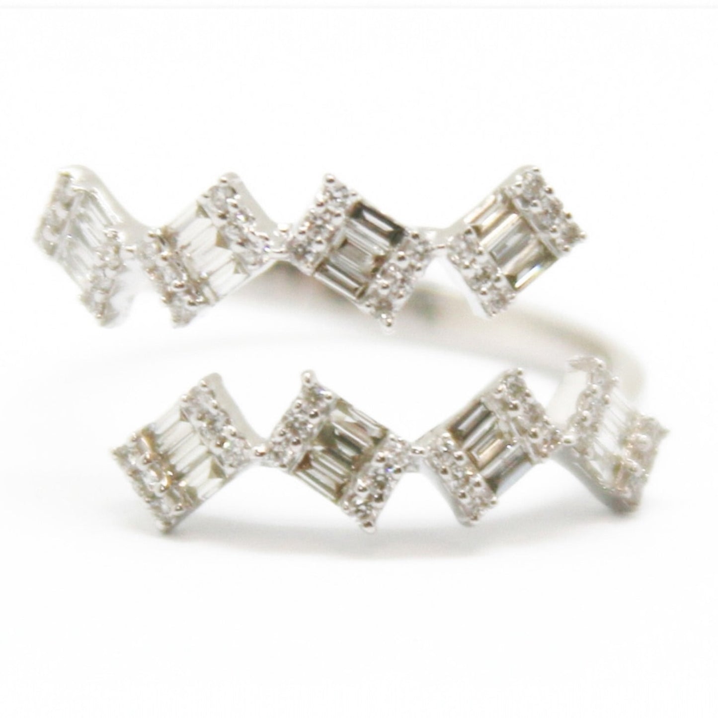 ANILLO ABIERTO DIAMANTES Y BAGUETTES