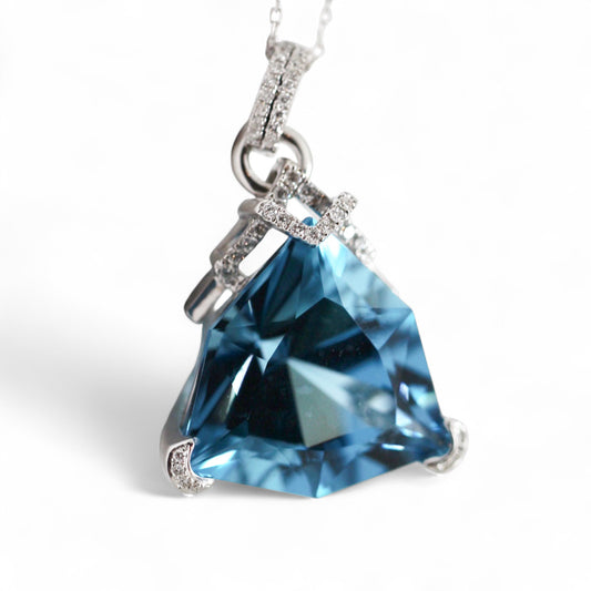 COLLAR TRIANGULO LONDON BLUE