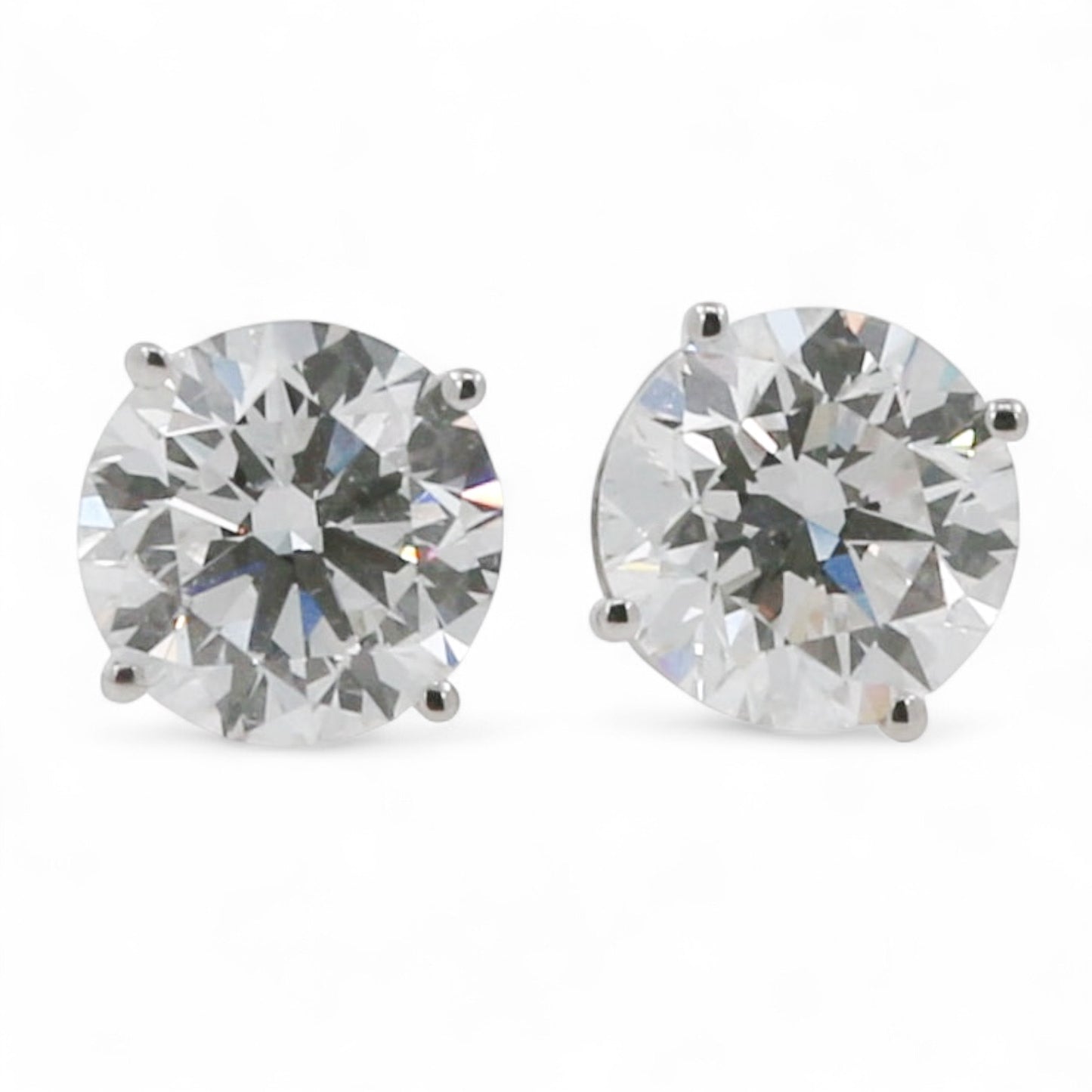 BROQUELES 3.00 CT LAB GROWN