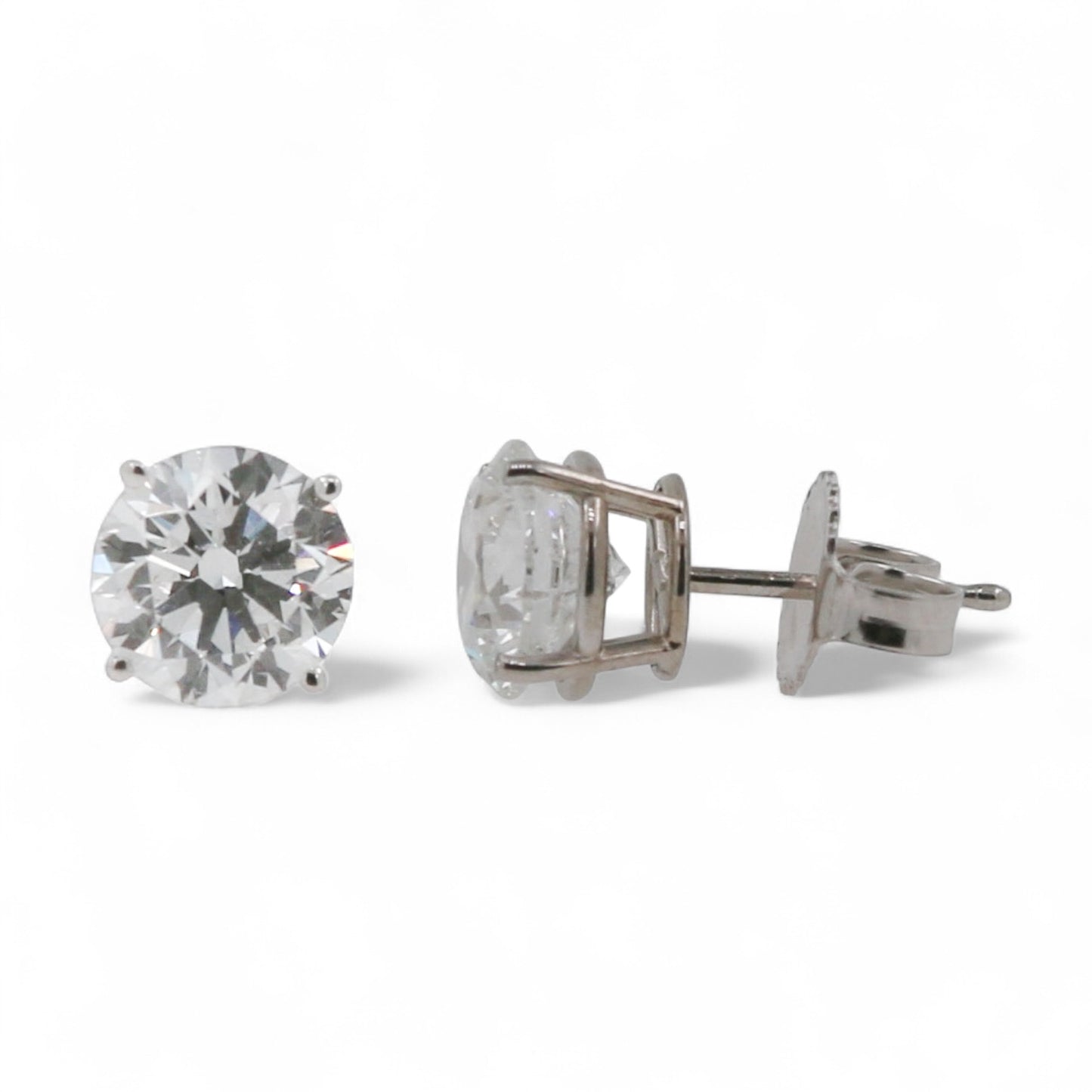 BROQUELES 3.00 CT LAB GROWN