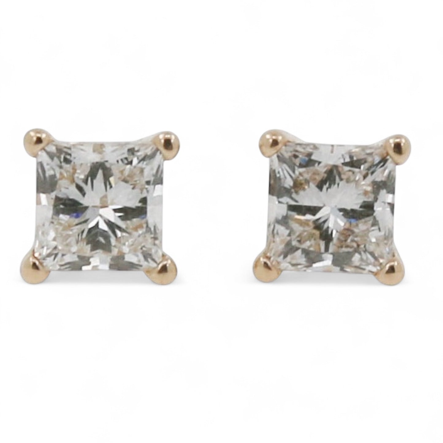 BROQUELES 1.00 CT PRINCESS LAB GROWN