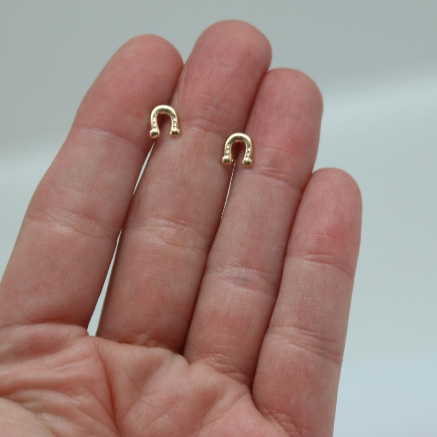 ARETES NIÑAS HERRADURA