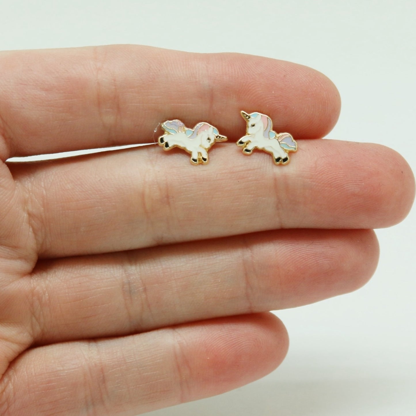 ARETES NIÑAS ESMALTE UNICORNIO