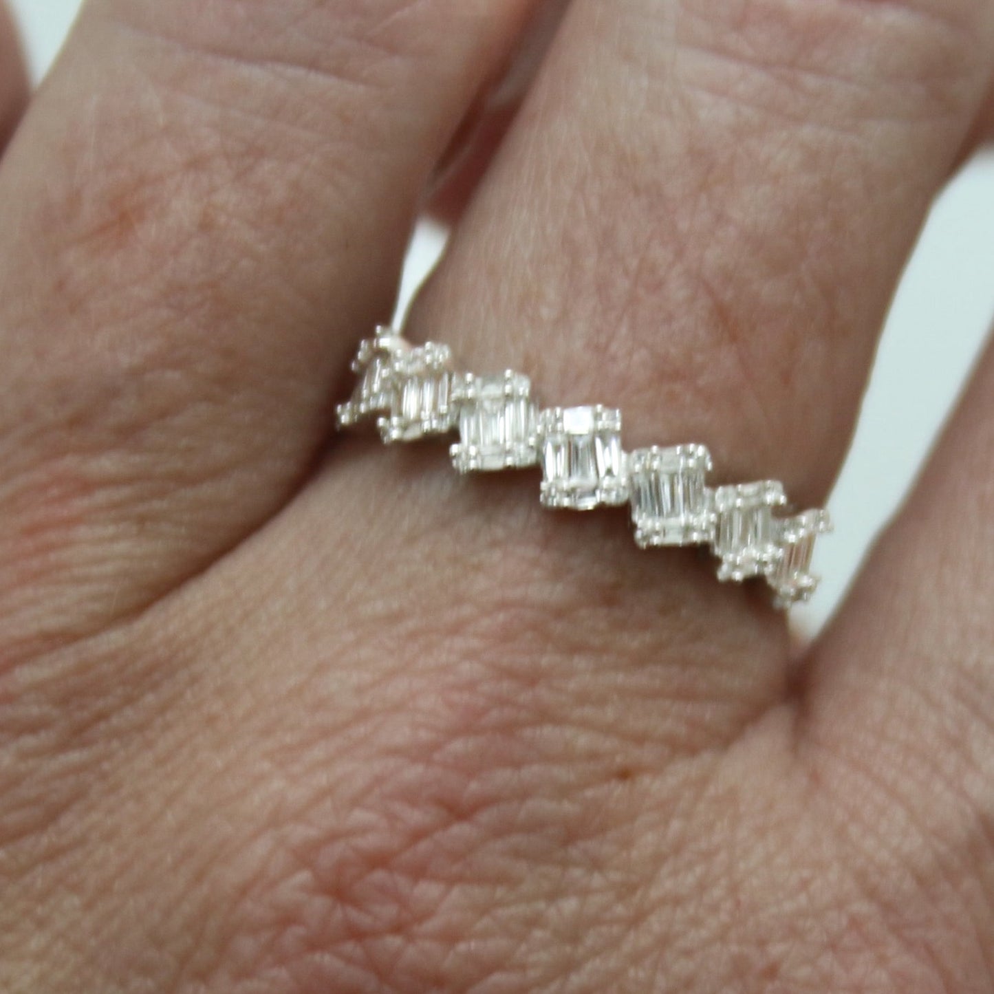 ANILLO BAGUETTES