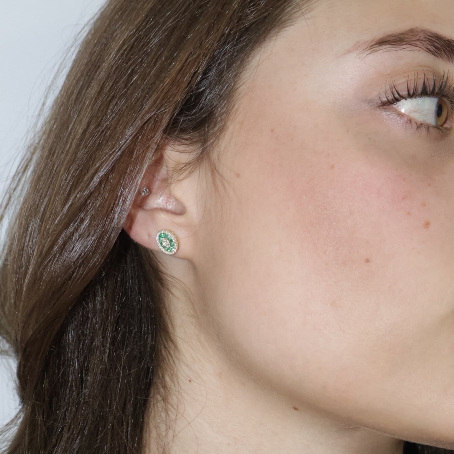 ARETES OVAL ESMERALDA