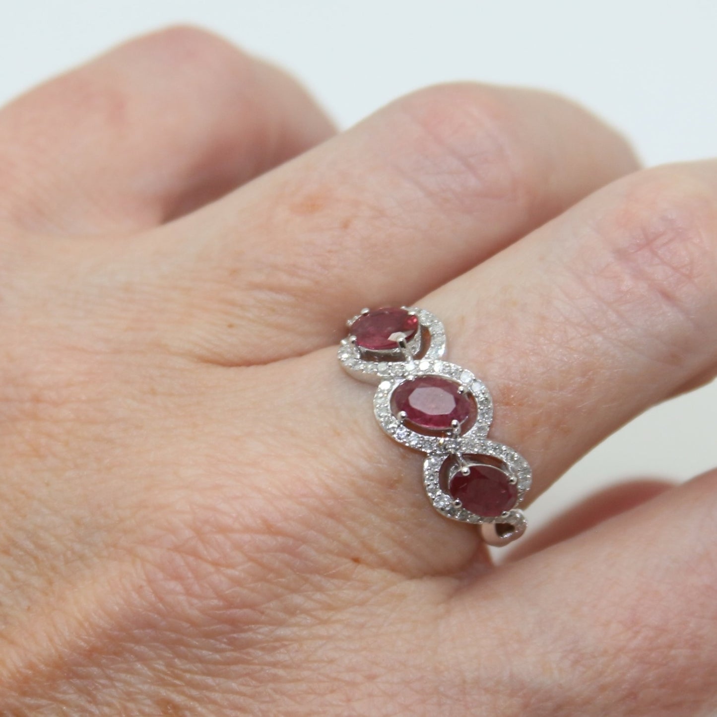 ANILLO TRIPLE RUBI