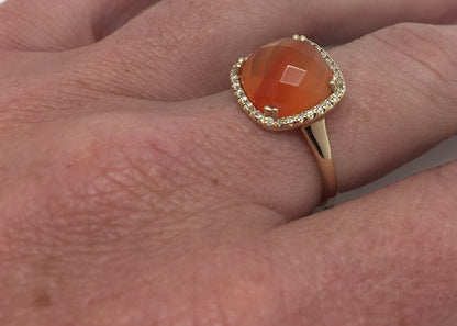ANILLO CUADRADO CORALINA