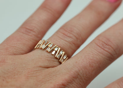 ANILLO GRUESO CHUECO DIAMANTES