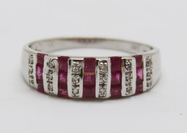 ANILLO RUBIES Y DIAMANTES