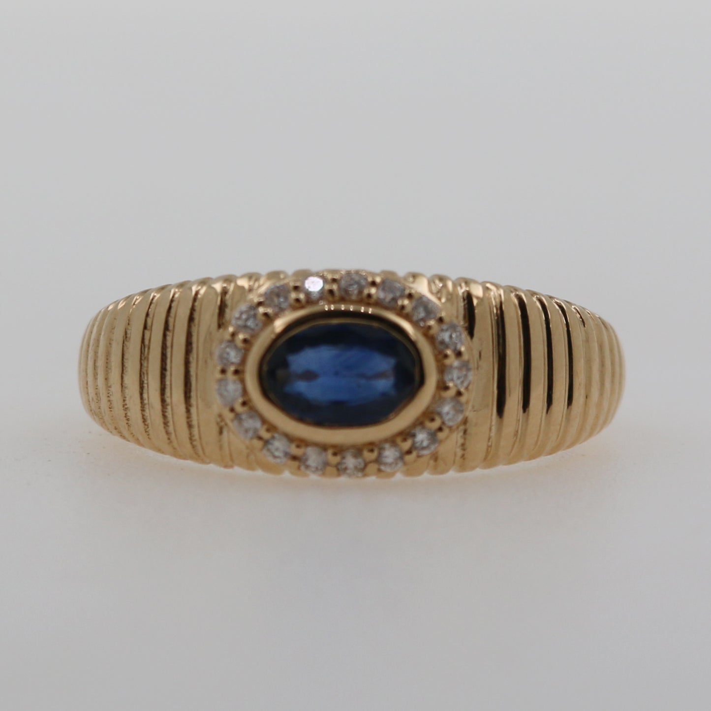 ANILLO ESTRIADO ZAFIRO Y DIAMANTES